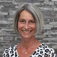 Helga Kaufmann - Buchhandlung Mitarbeiterin Papier LIEBL